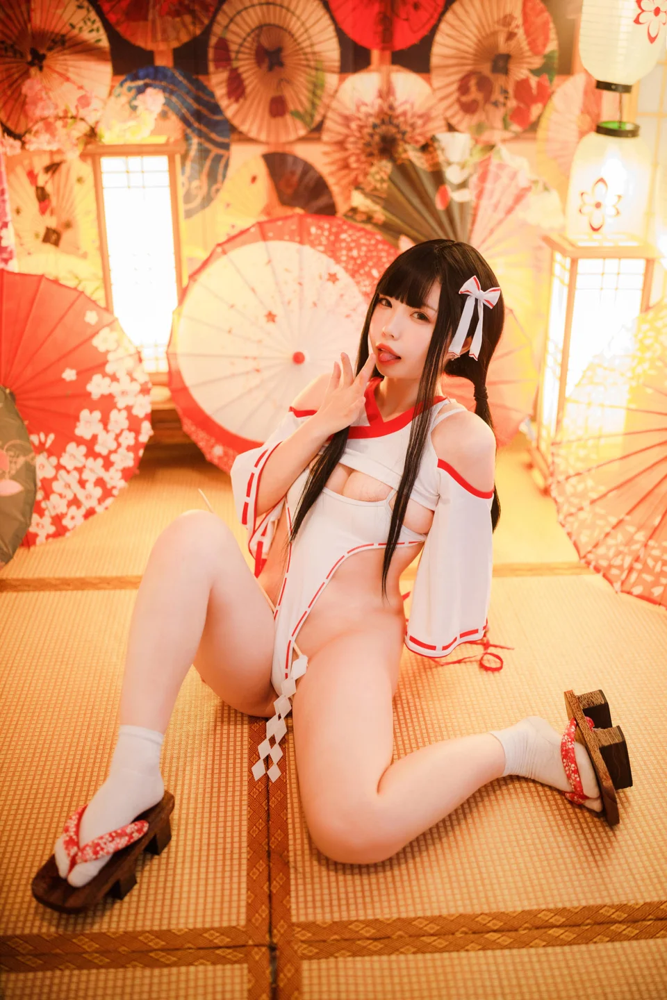 十万珍吱伏特 - &胡桃猫 巫 [121P-1.96GB] tg@simisebaisi 【丝足阁】069.webp